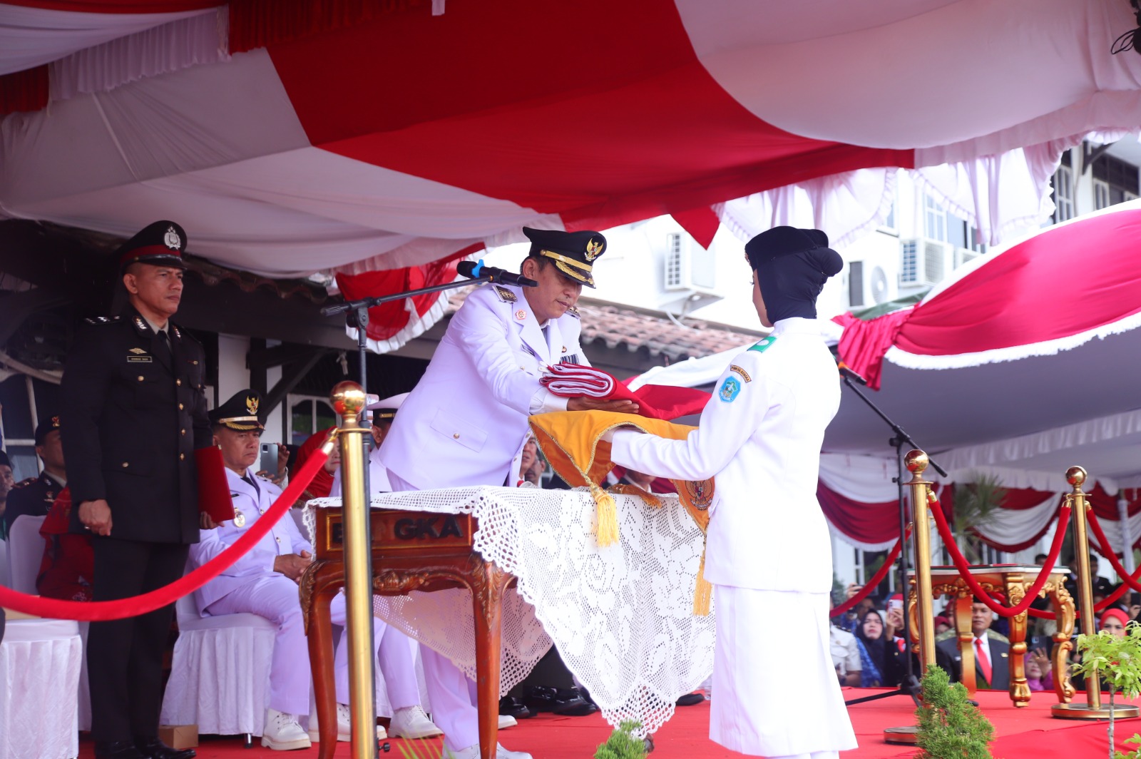 Bupati Bangka Pimpin Upacara Peringatan HUT ke – 81 RI